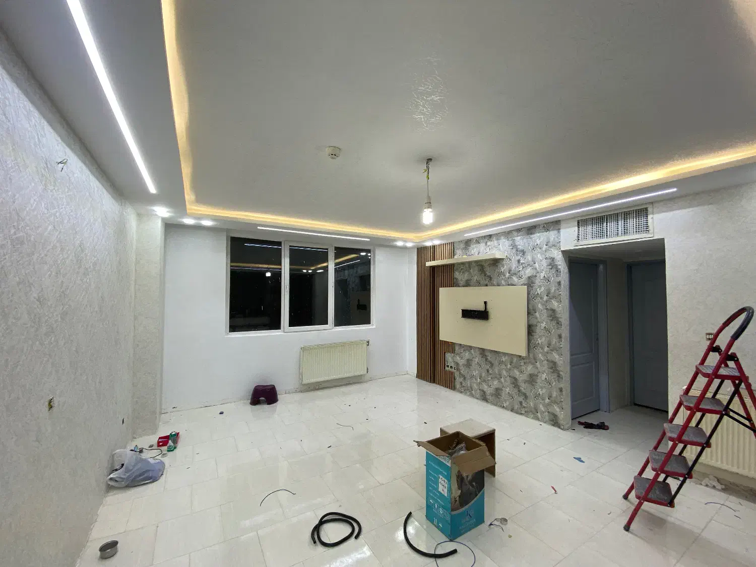 نصب و مونتاژ لاین نوری از درب کارخانه تا خانه شما|خدمات پیشه و مهارت|اصفهان, دهنو|دیوار