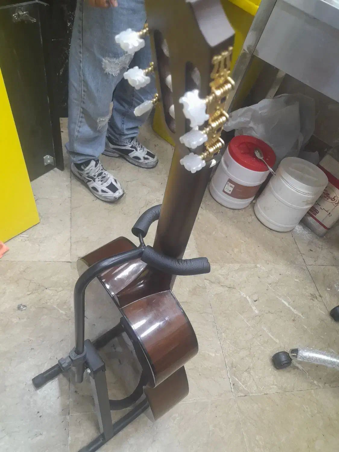 گیتار c70در حد نو|گیتار، بیس، امپلیفایر|تهران, تهرانسر شمالی|دیوار