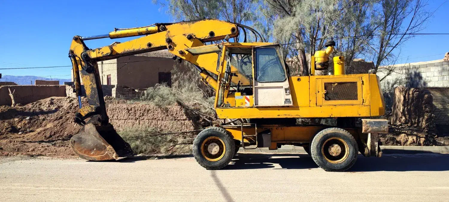 بیل مکانیکی|خودرو سنگین|یزد, |دیوار