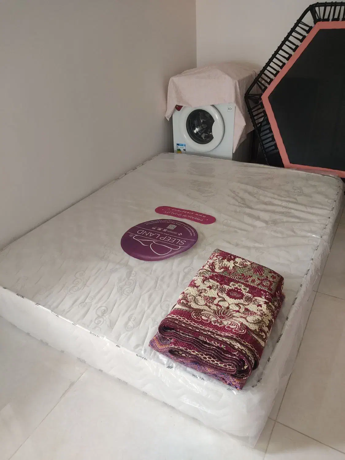 تشک خوشخواب دو نفره.|تشک تختخواب|چابکسر, |دیوار