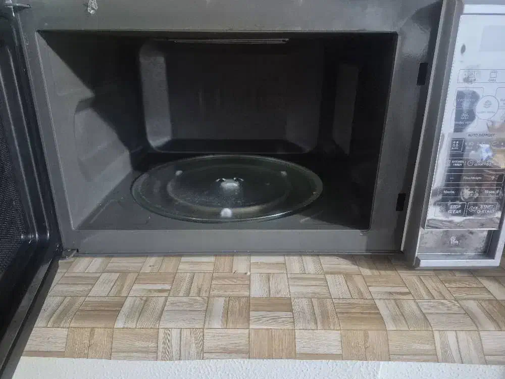 ماکروویو الجی|اجاق گاز و لوازم برقی پخت‌وپز|شاهین‌شهر, شهرک سایت|دیوار