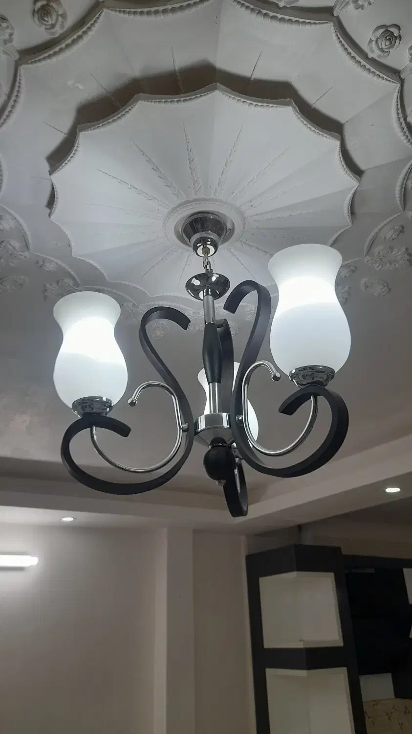 لوستر ۳ شاخه|لوستر و چراغ آویز|سبزوار, رضوی|دیوار