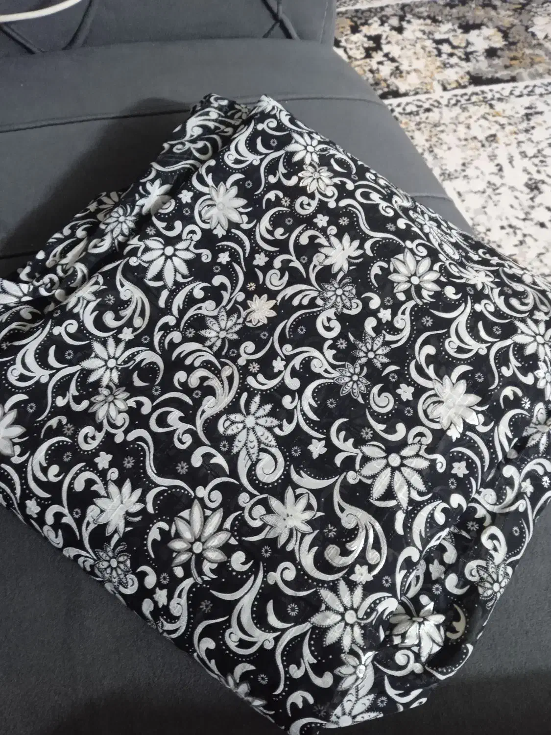 قواره چادری|لباس|تهران, سبلان (لشگر)|دیوار