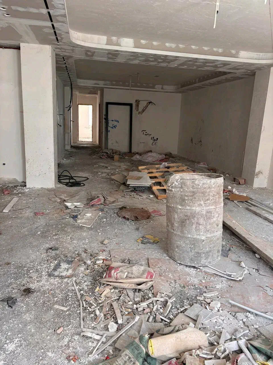 پیش فروش 168 متری تک واحدی 3 ماه تحویل / دیلمان|پیشفروش املاک|رشت, دیلمان|دیوار