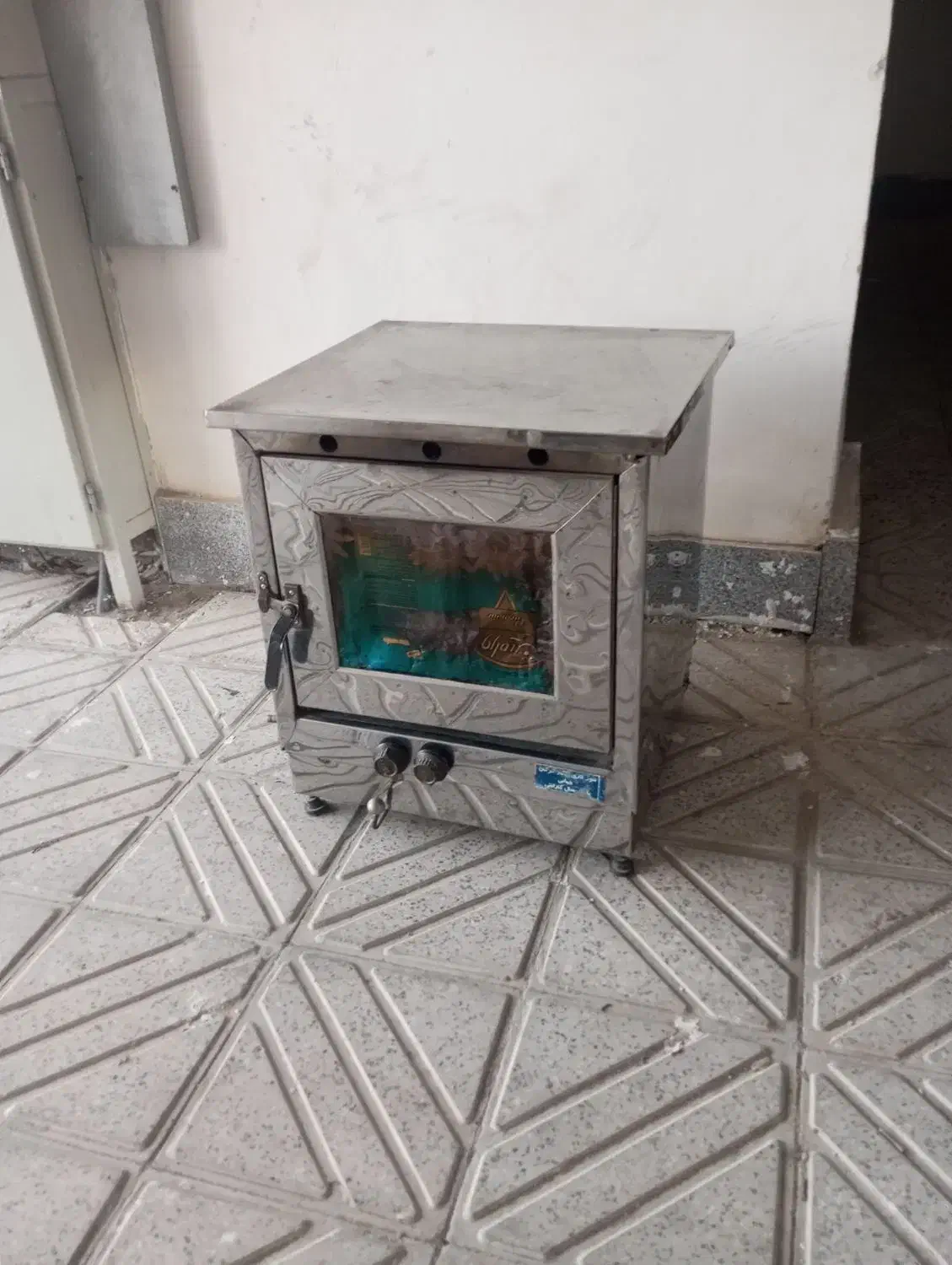 تنور گازی درحد نو|اجاق گاز و لوازم برقی پخت‌وپز|گلبهار, نوبهار|دیوار