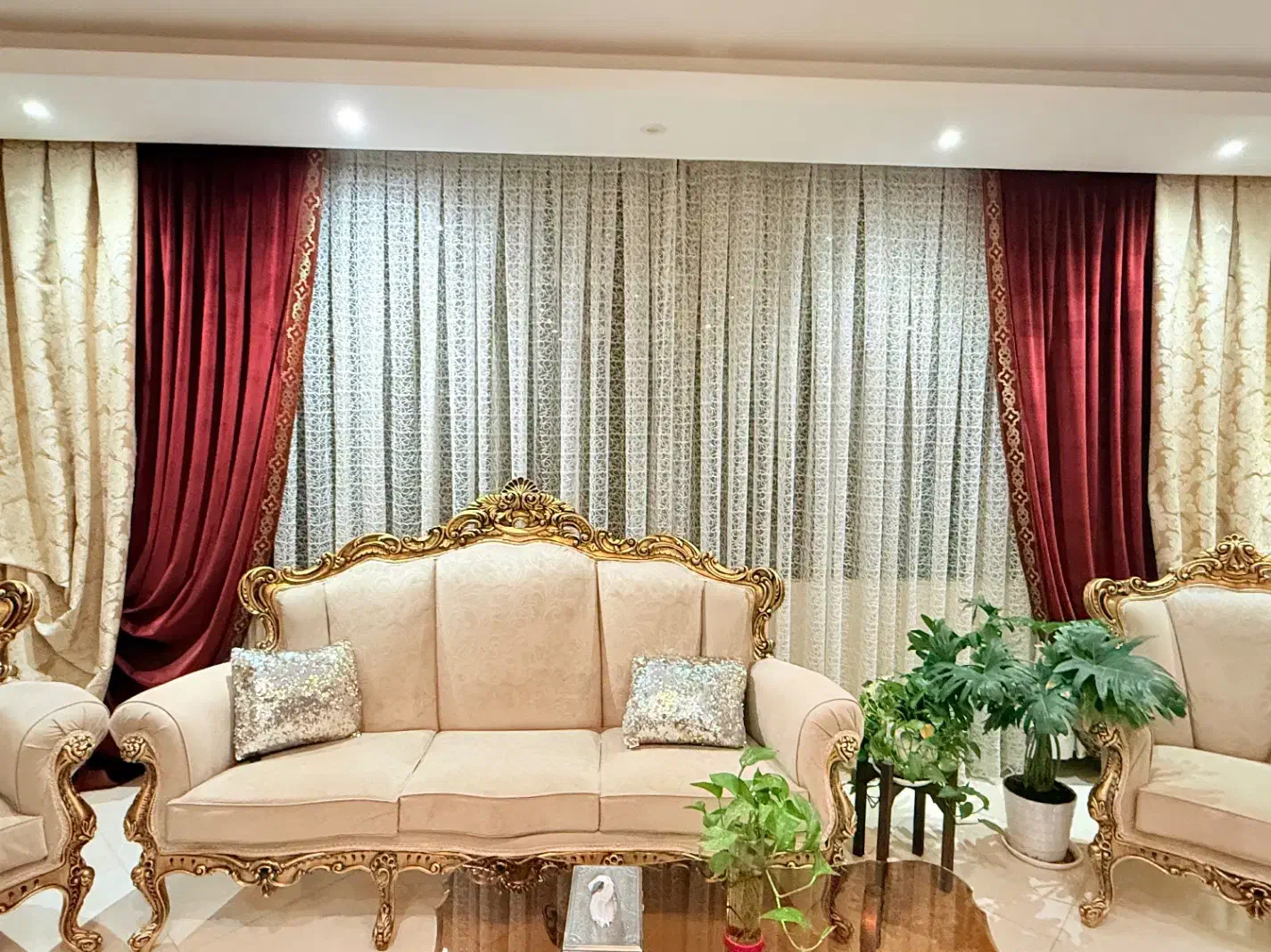 پرده|پرده، رانر، رومیزی|شاهین‌شهر, فردوسی|دیوار