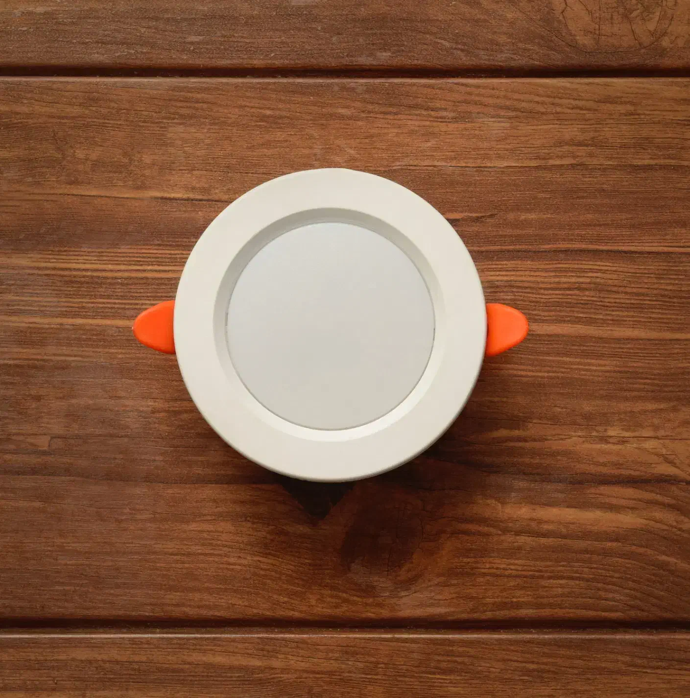 بک لایت (هالوژن)(چراغ تو کار)|لامپ و چراغ|یزد, |دیوار