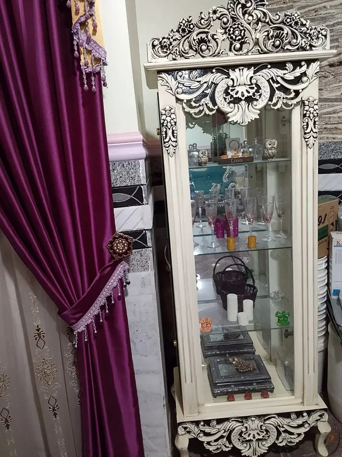 فروش تعدادی وسایل منزل|مبلمان خانگی و میز عسلی|بمپور, |دیوار