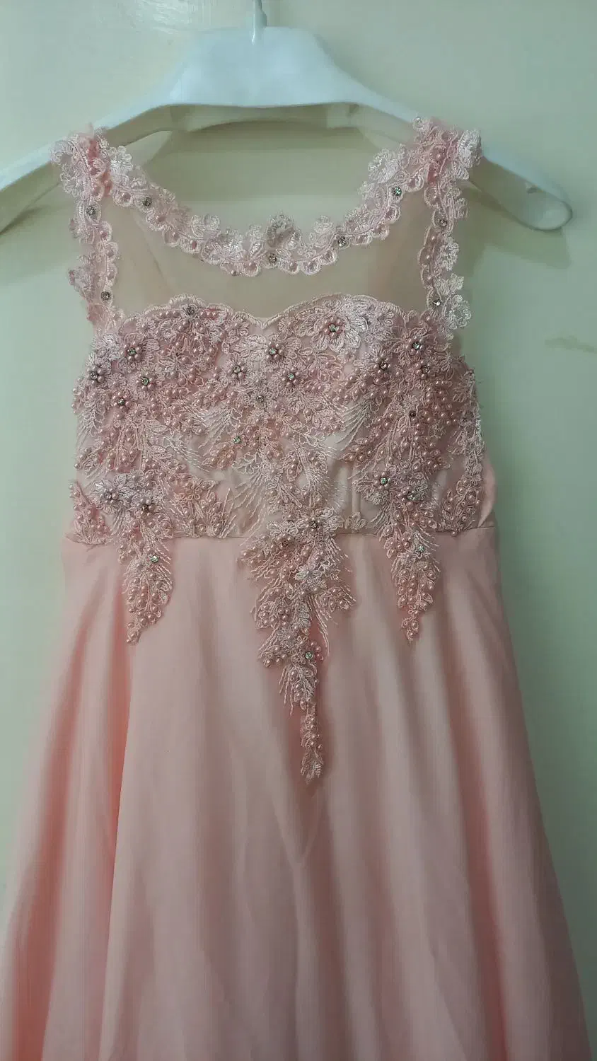 لباس جشنی نو تمیز در حد دوبار پوشیده شده|لباس|ایذه, |دیوار