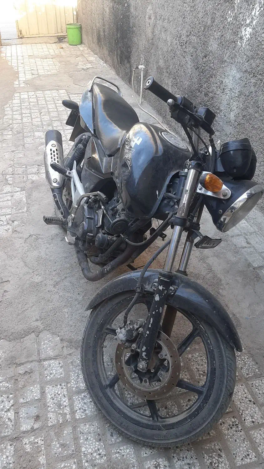 موتور پالس ۱۸۰مدل ۸۶ سالم تمیز بفروش میرسد|موتورسیکلت|نیشابور, کریم آباد|دیوار