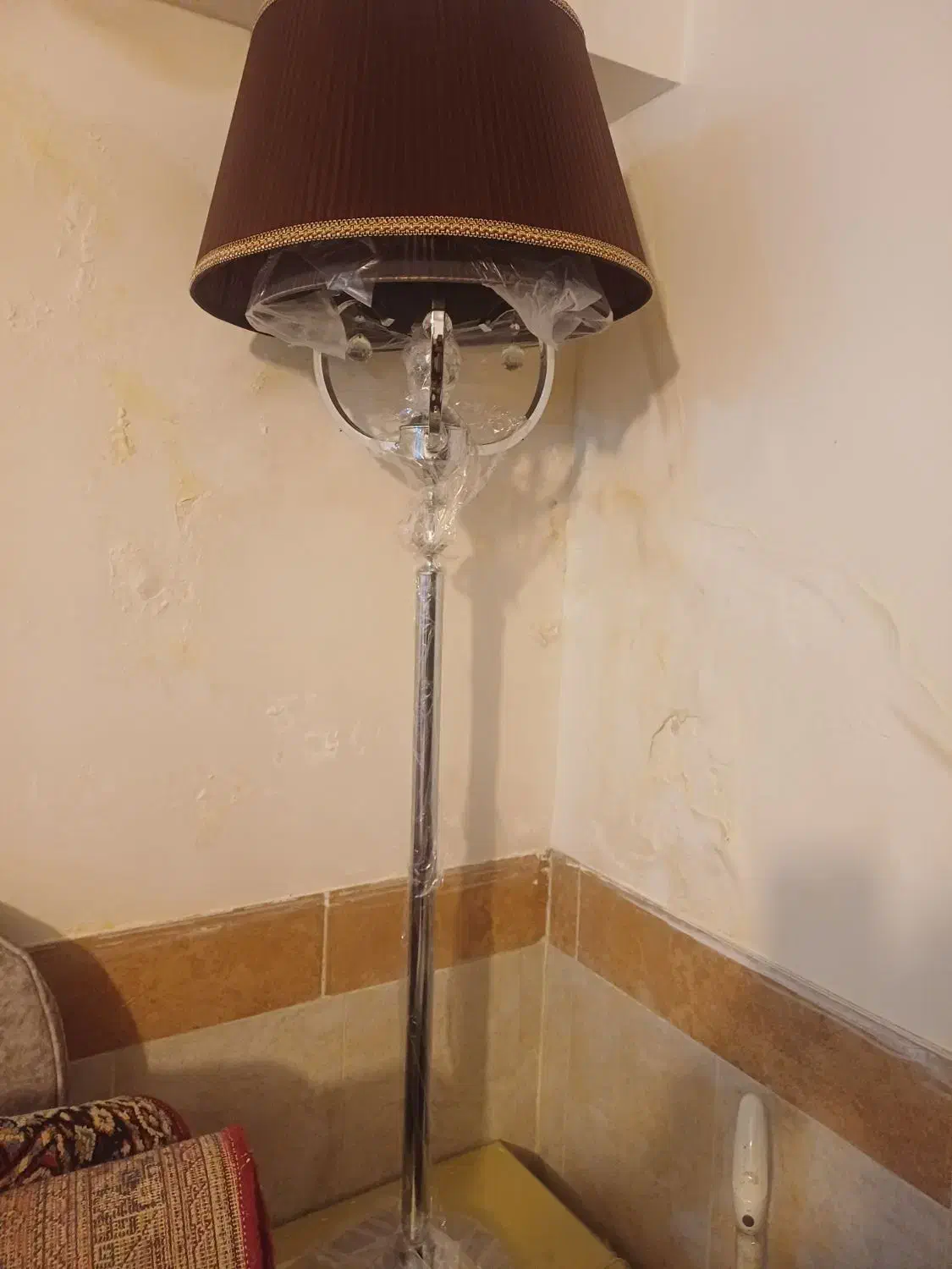 آباژور|چراغ خواب و آباژور|قم, حنیف نژاد|دیوار