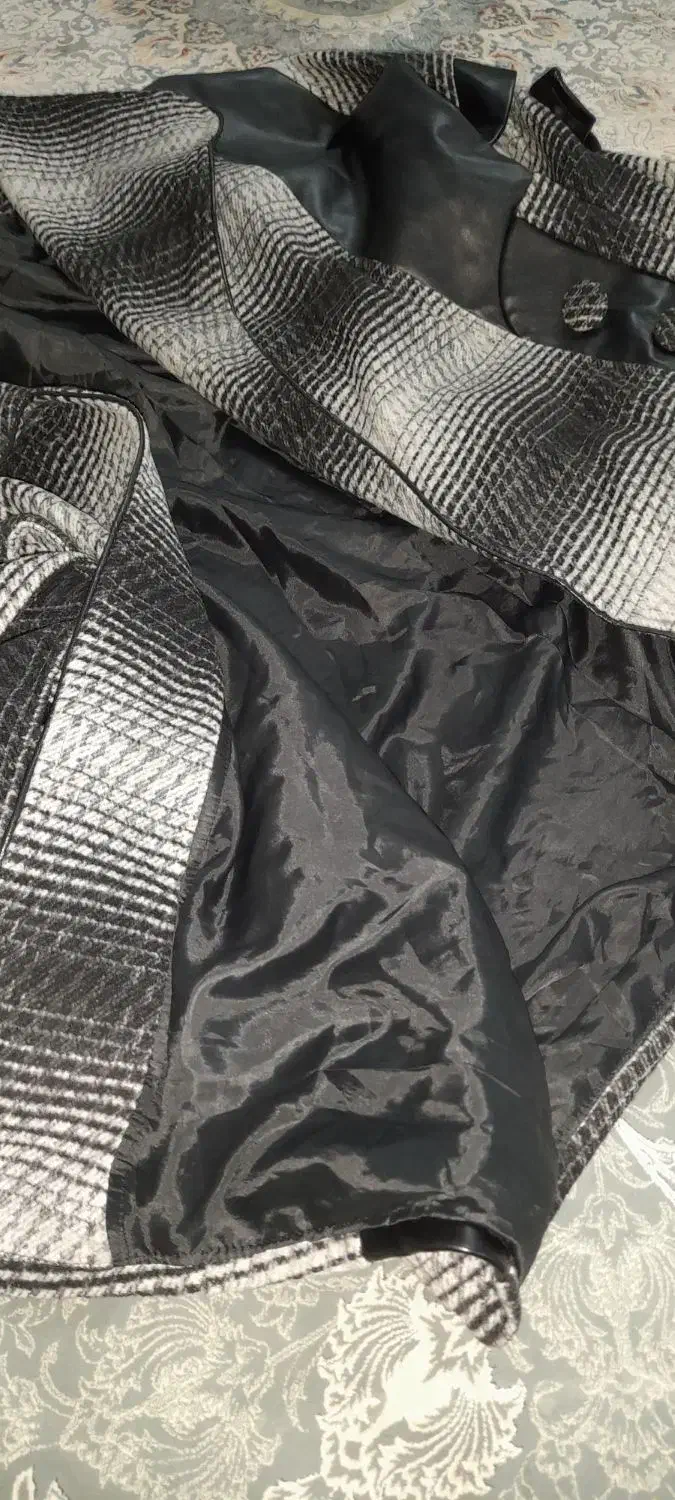 پالتو|لباس|نجفآباد, یزدانشهر|دیوار