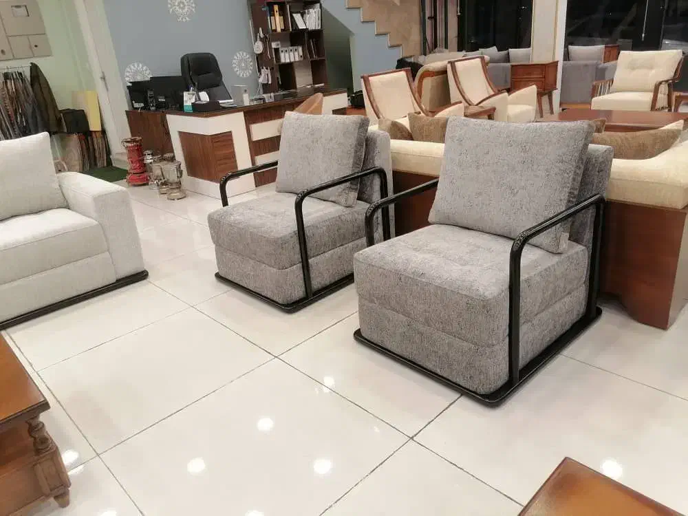 مبل زیبای روژان|مبلمان خانگی و میز عسلی|رشت, جانبازان|دیوار