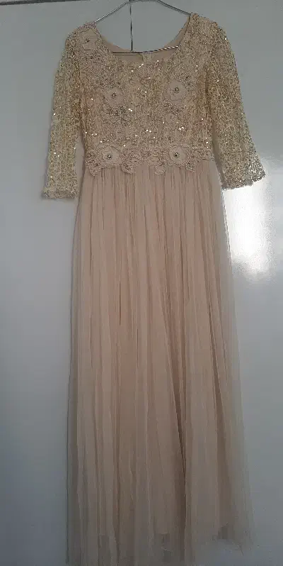 پیراهن گیپور|لباس|تالش, هشتپر|دیوار