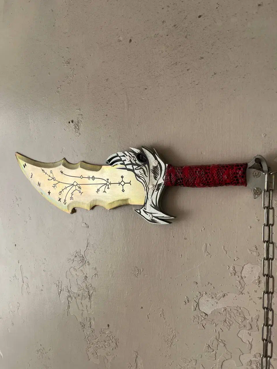 شمشیرهای کریتوس|کلکسیون اشیاء عتیقه|مشهد, اروند|دیوار