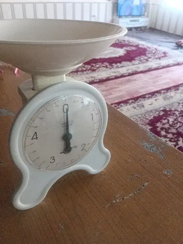 ترازو آشپزخونه|ظروف پخت‌وپز|لردگان, |دیوار