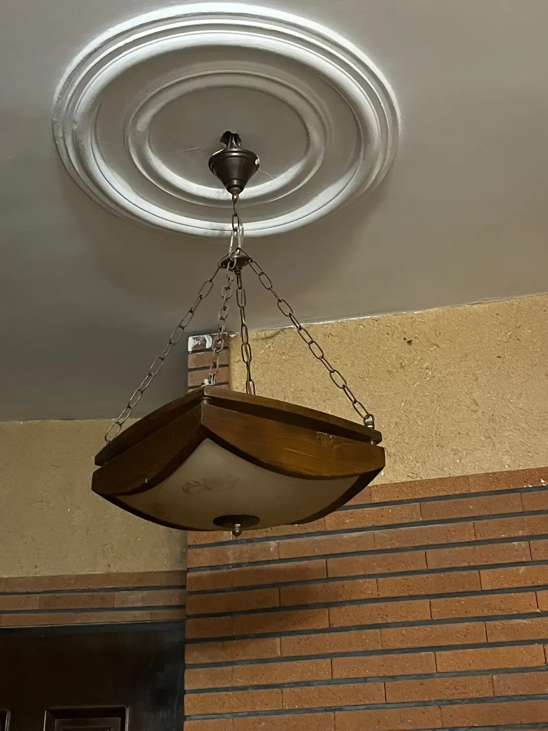 لوستر چوبی مربعی|لوستر و چراغ آویز|فردیس, فردیس|دیوار