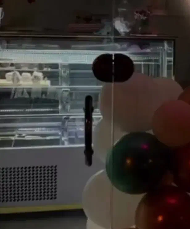 یخچال شیک قنادی|کافیشاپ و رستوران|قزوین, |دیوار