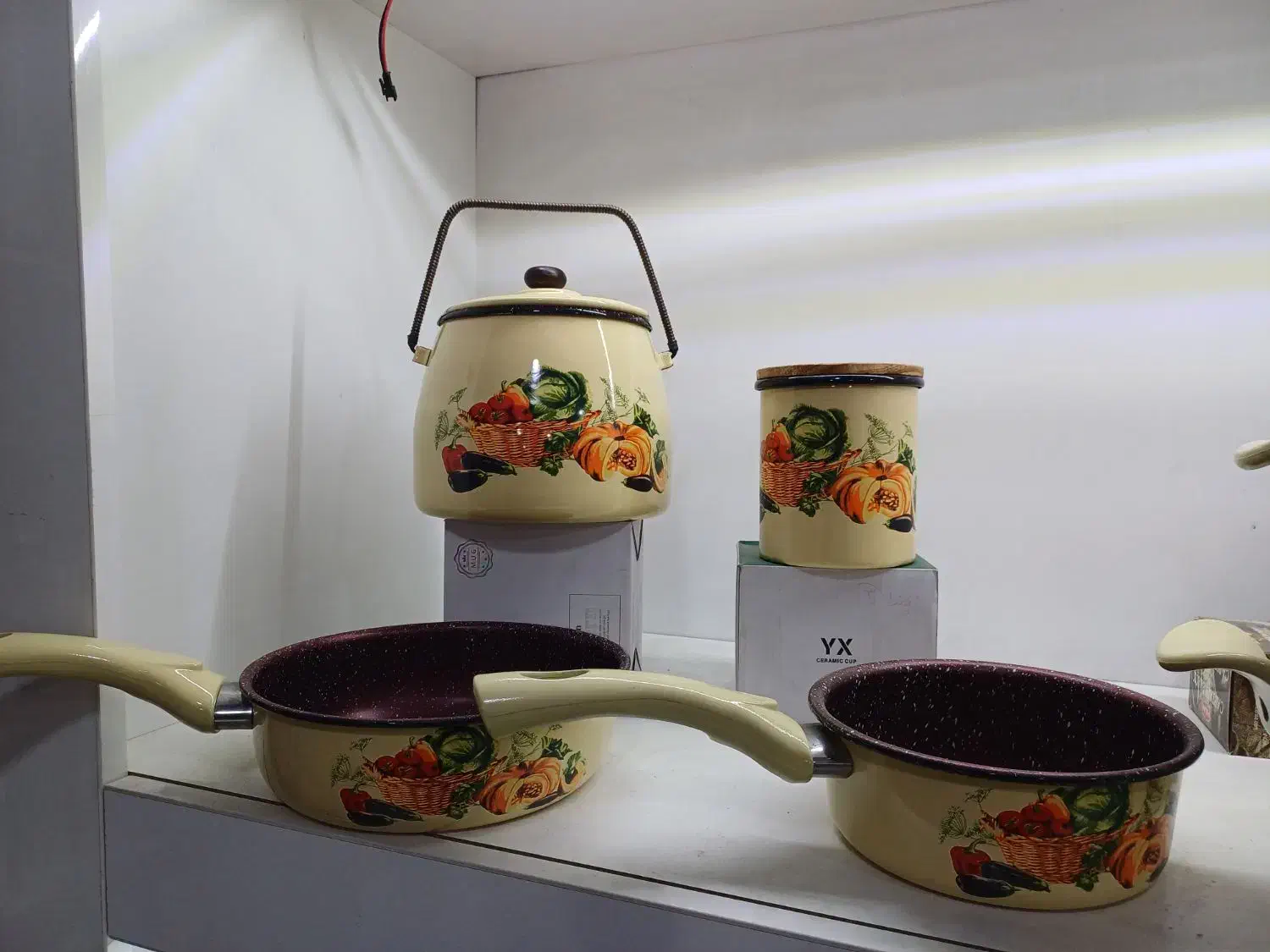 پر فروش ترین ظروف لعابی|ظروف پختوپز|مشکیندشت, |دیوار