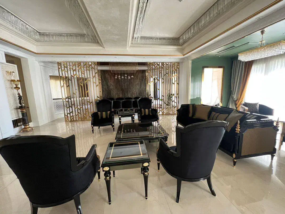 ۵۵۰ متر ۴ خواب مستر استخر اختصاصی در واحد