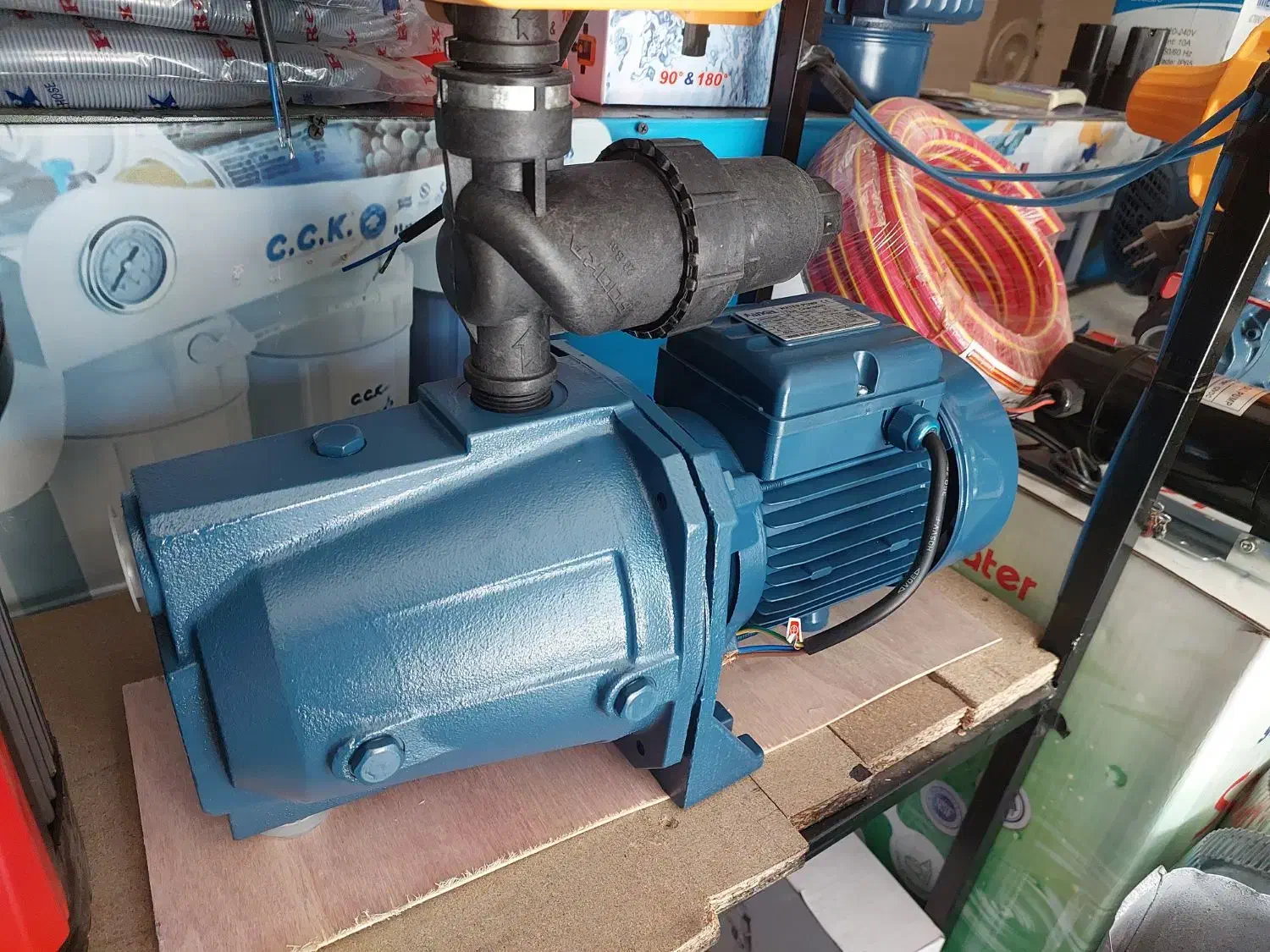 پمپ اب یک اسب جتی کارو ss استیل|مصالح و تجهیزات ساختمان|مشهد, شاهد (شهرک غرب)|دیوار