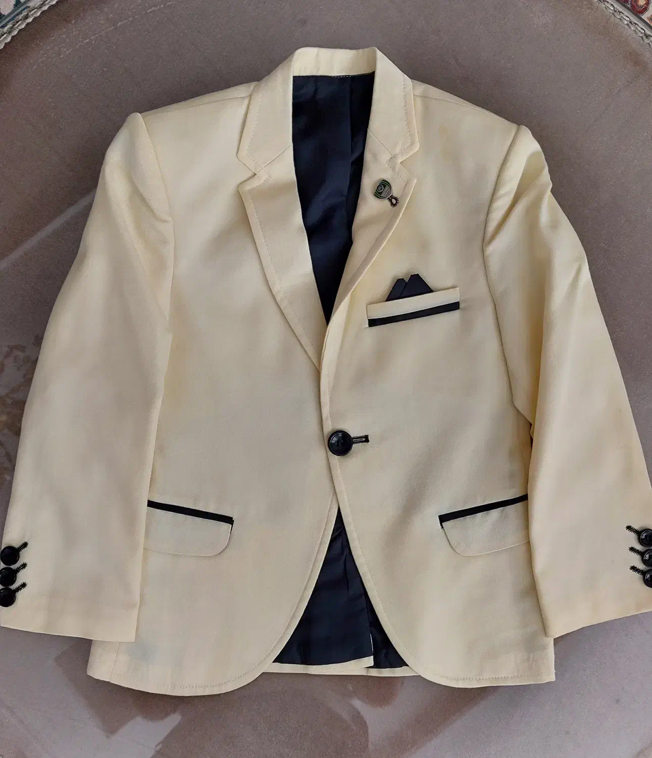 کت بچگانه|کفش و لباس بچه|کاشان, ولیعصر|دیوار