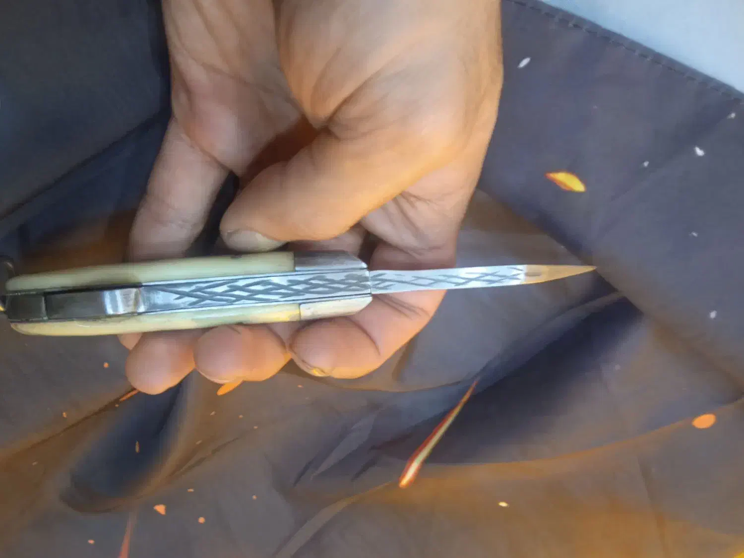 چاقو بابا|کلکسیون اشیاء عتیقه|اهر, |دیوار