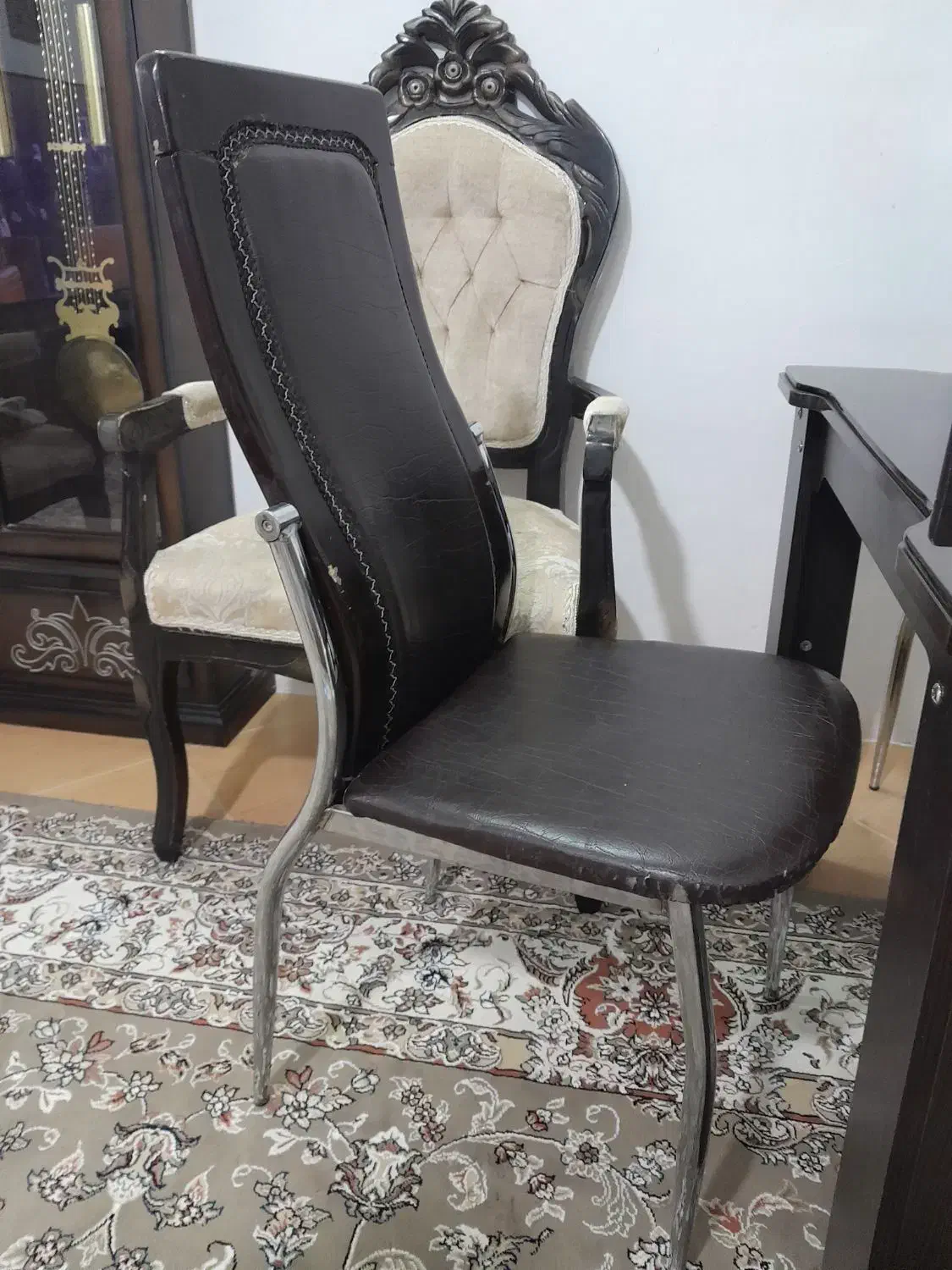 میز غذاخوری ۴ نفره|میز و صندلی غذاخوری|طرقبه, |دیوار