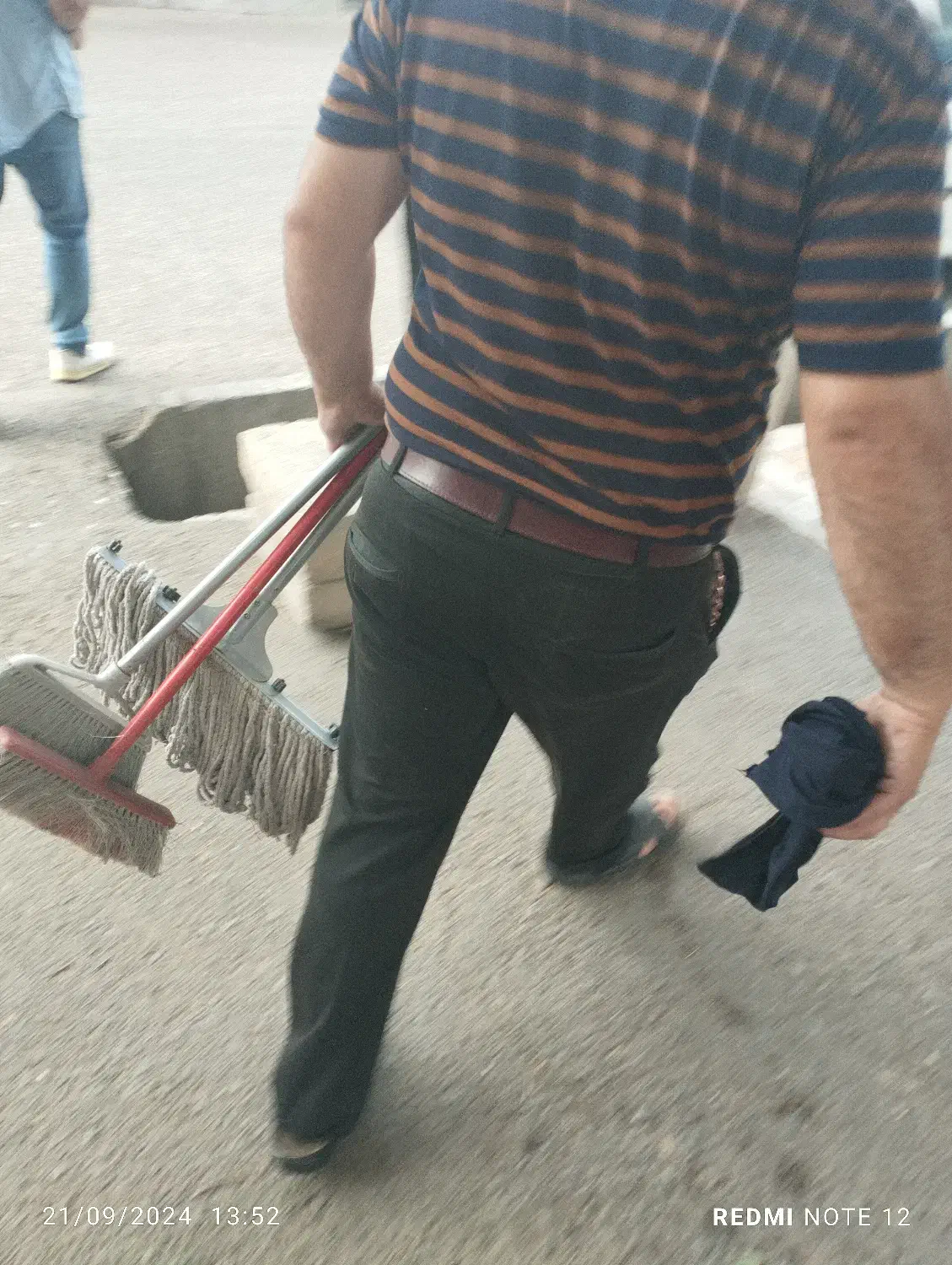 نظافت و حمل اثاث|خدمات نظافت|زنجان, |دیوار