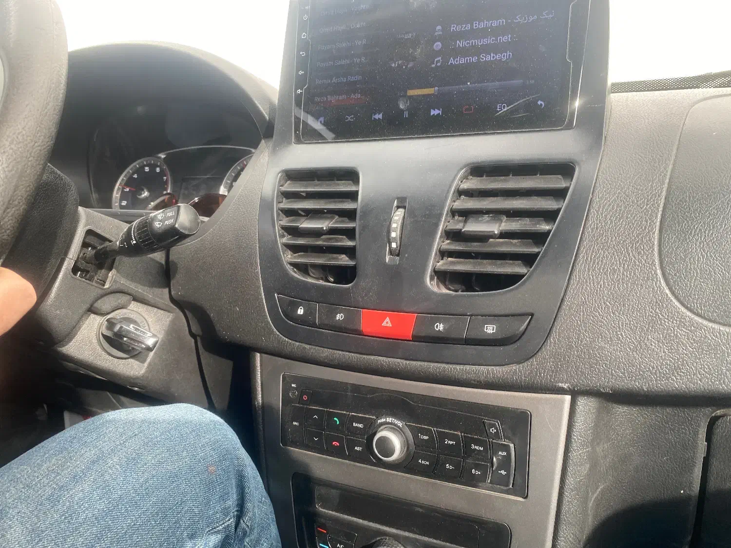 کوییک اس ۴۰۲|خودرو سواری و وانت|بروجن, |دیوار