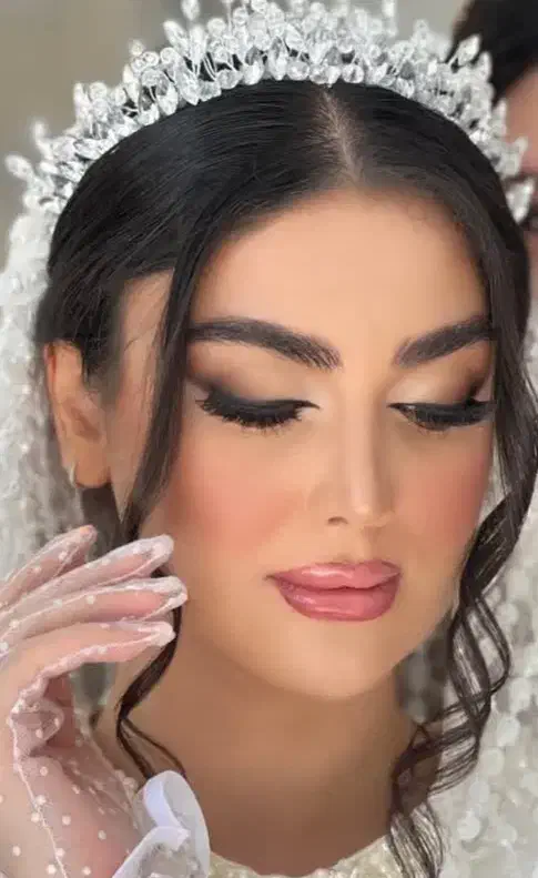 میکاپ و شنیون|خدمات آرایشگری و زیبایی|کوهدشت, |دیوار