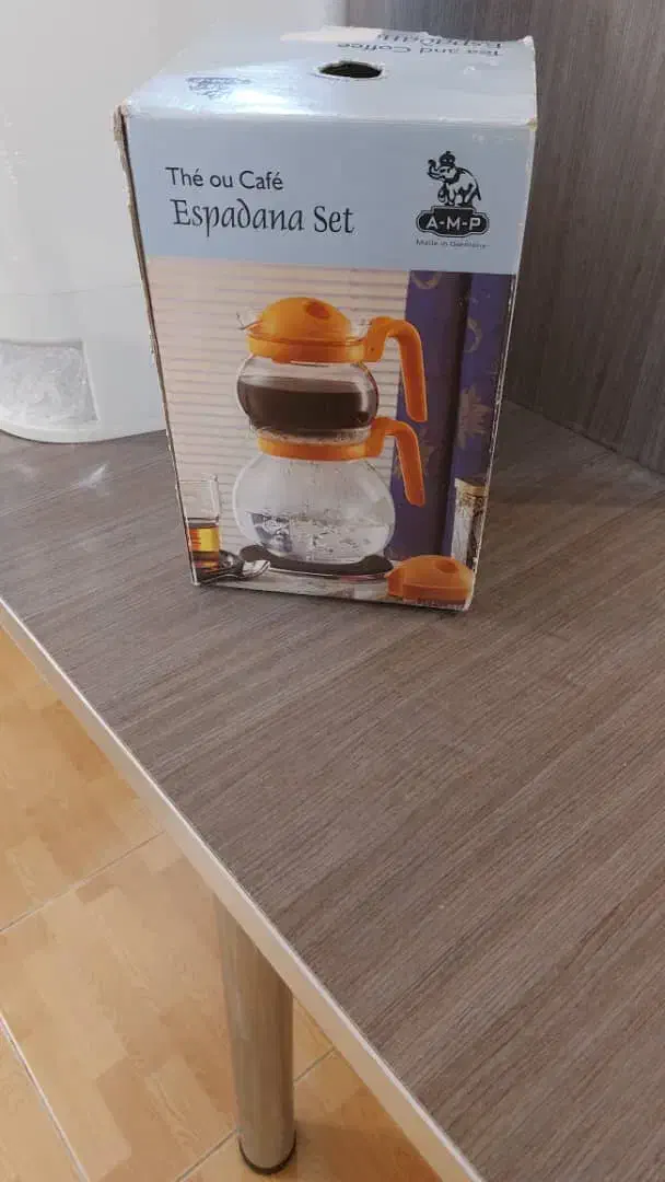 کتری قوری پیرکس روی گازی با شعله پخش کن|قوری، کتری، قهوه‌ساز دستی|رشت, لاکانی|دیوار