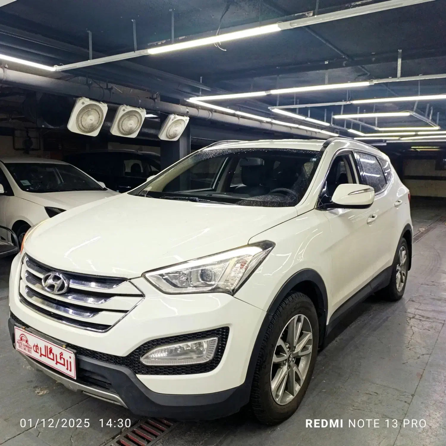 سانتافه2014.بدون رنگ.کم کارواقعی|خودرو سواری و وانت|تهران, درختی|دیوار