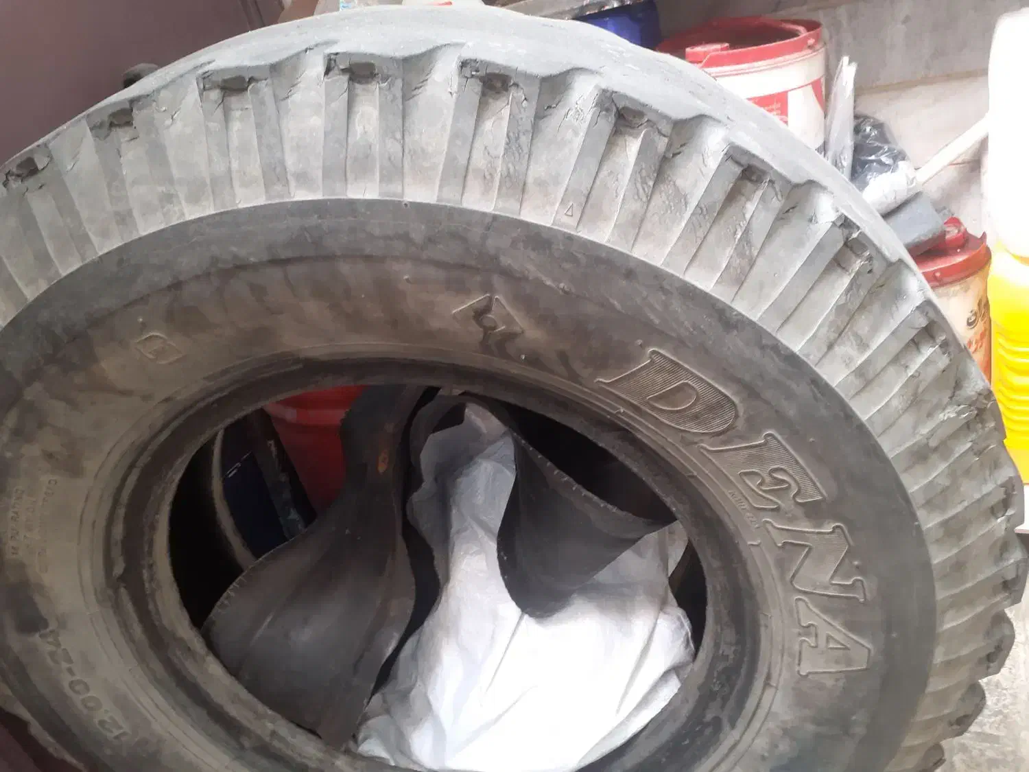 یک عدد لاستیک ۱۲۲۴|قطعات یدکی و لوازم جانبی|تهران, تختی|دیوار