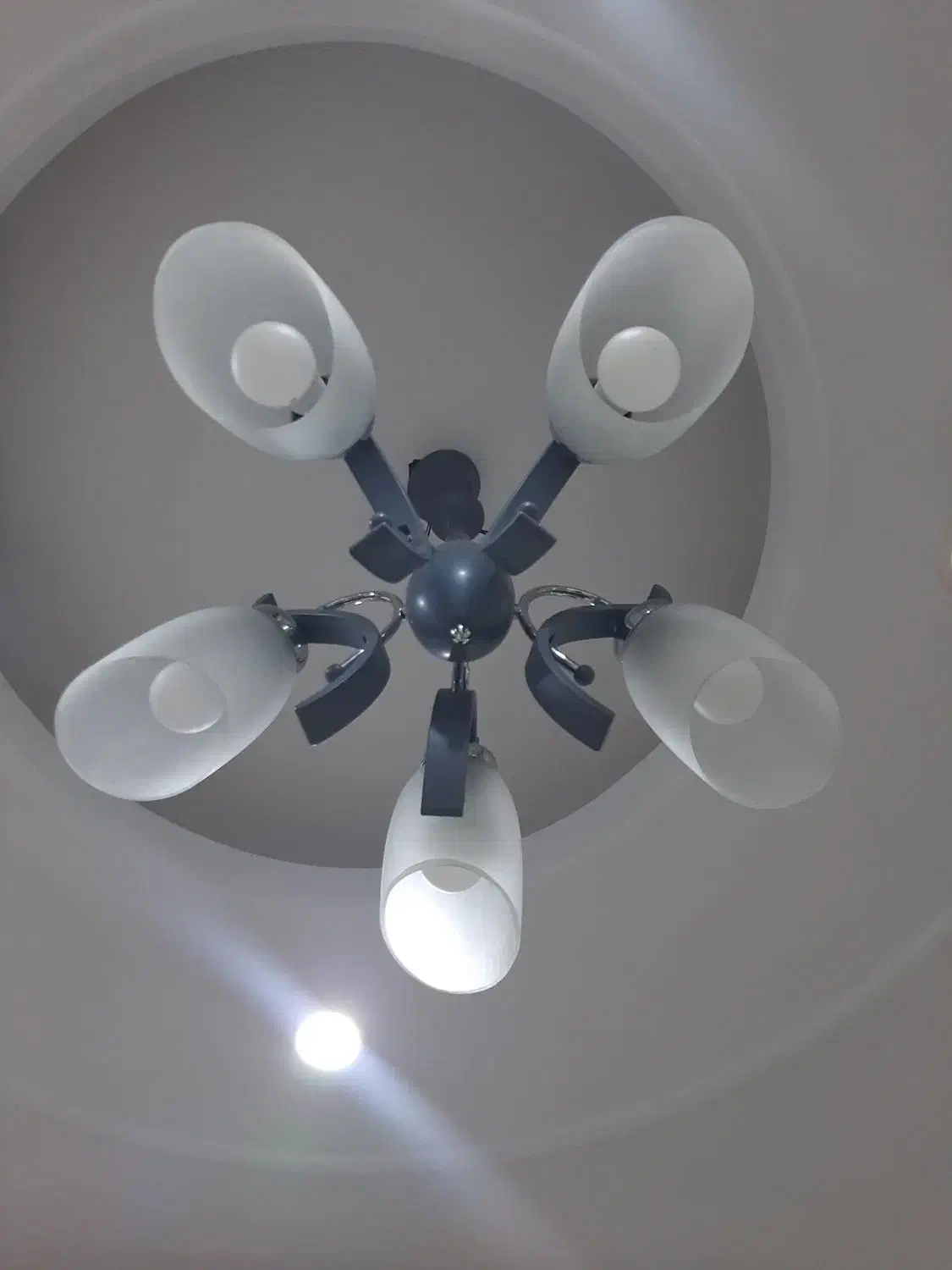 لوستر شیک 5شاخه|لوستر و چراغ آویز|کرج, شهرک یاس جنوبی|دیوار