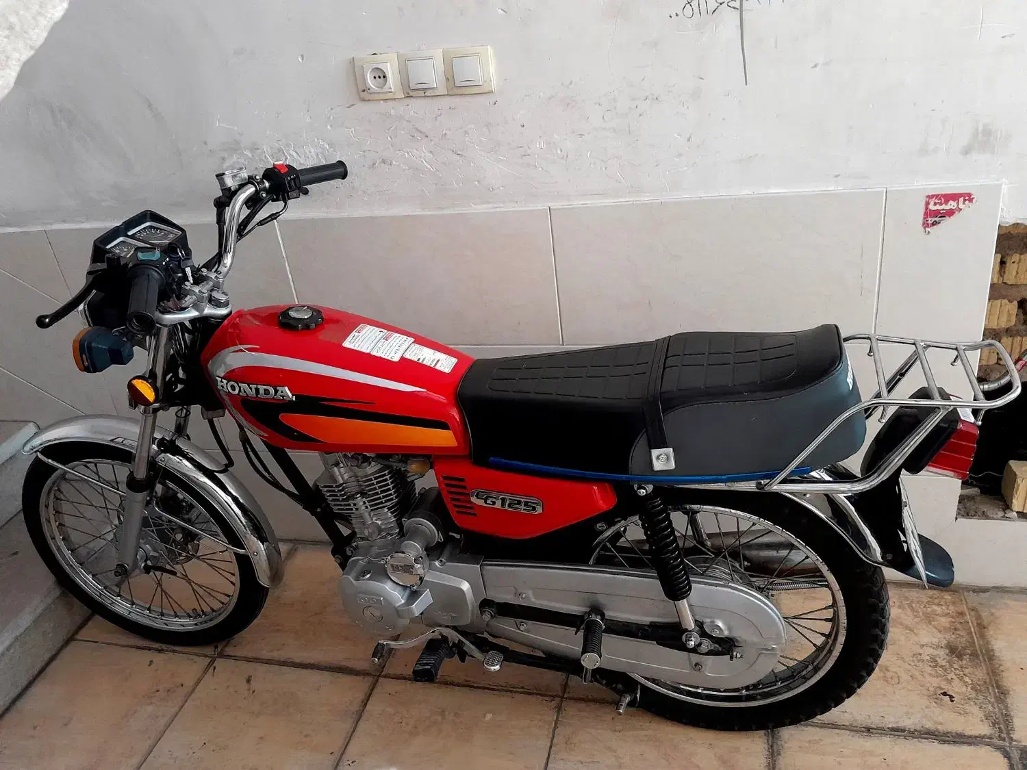 هندا 94تمیز پلاک ملی عتیقه مدرک کامل|موتورسیکلت|شیراز, ده پیاله|دیوار