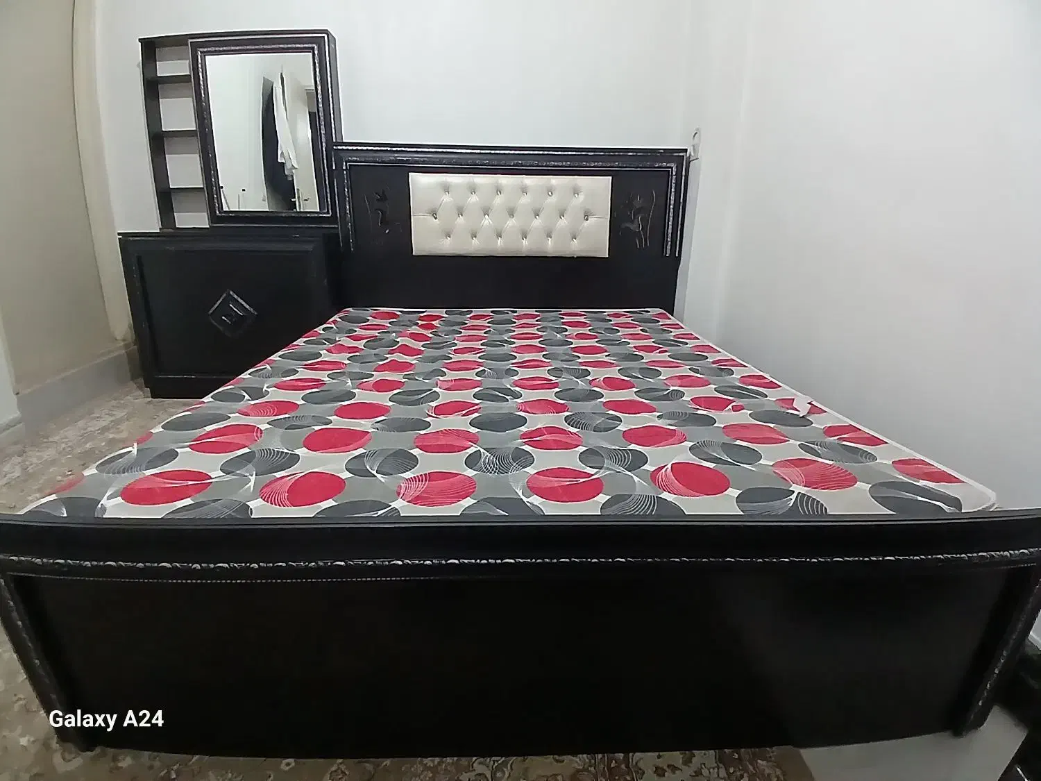 سرویس خواب|تخت و سرویس خواب|تویسرکان, |دیوار