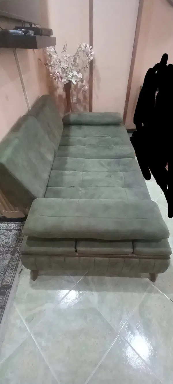 مبل کاناپه راحتی مکانیزه تختخواب‌شو ۳ الی ۵ نفره|مبلمان خانگی و میز عسلی|تهران, صادقیه|دیوار
