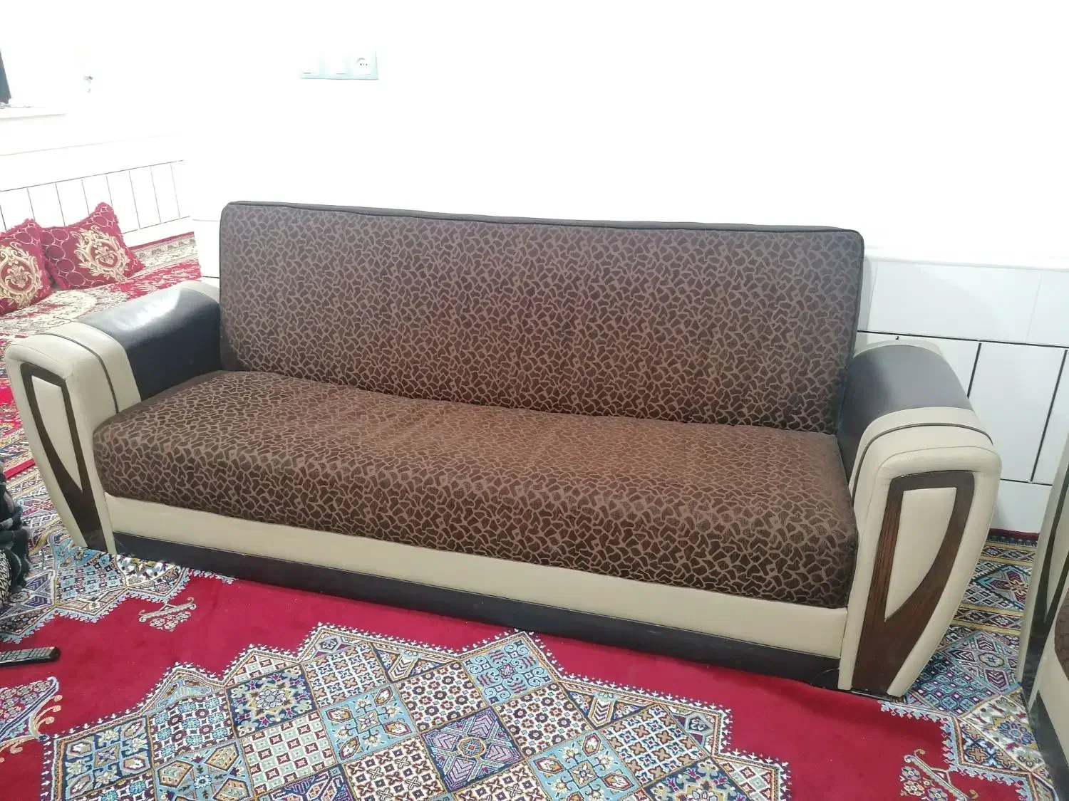 مبل تخت شو|مبلمان خانگی و میز عسلی|داراب, |دیوار