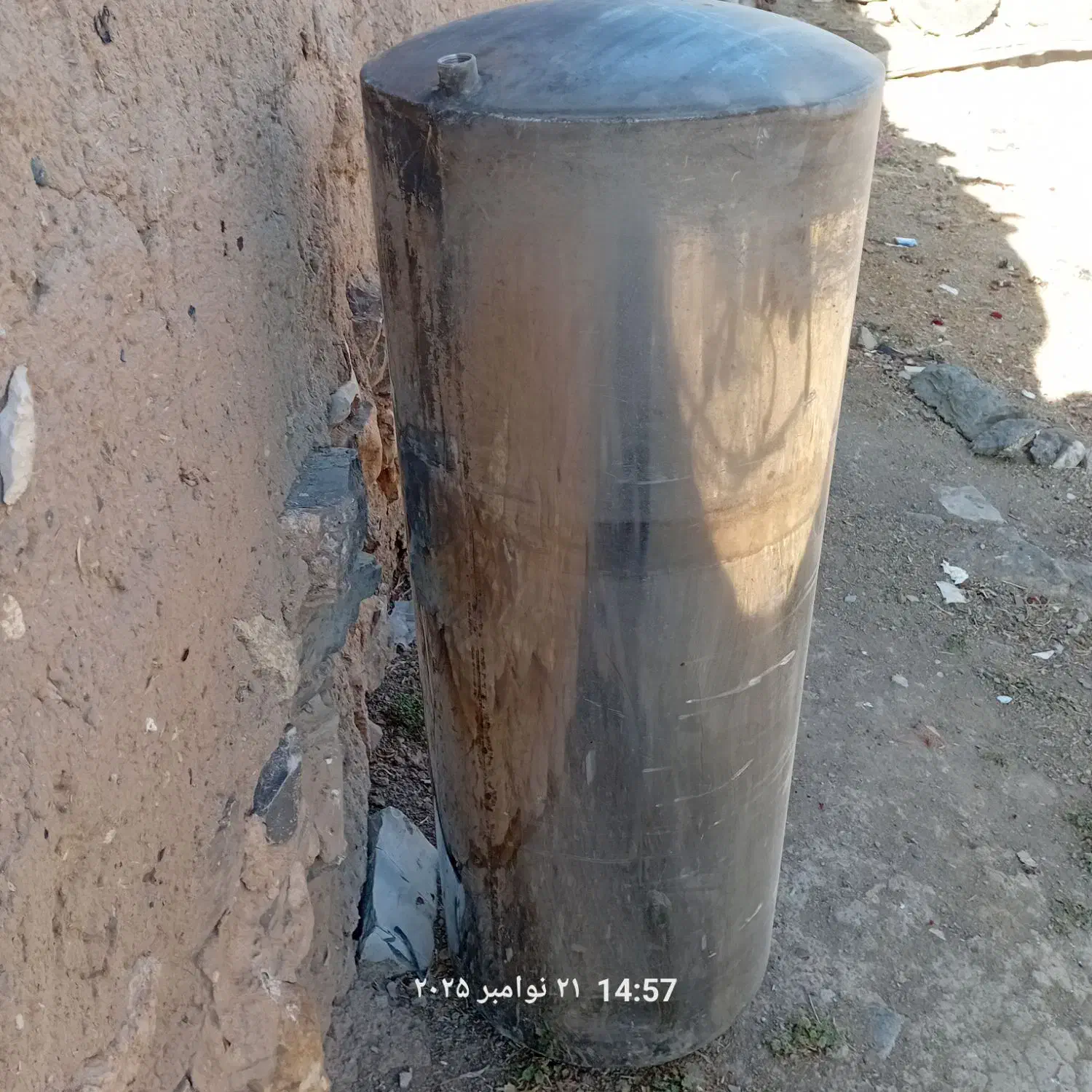 منبع آب و گازوئیل|مصالح و تجهیزات ساختمان|کرمانشاه, |دیوار