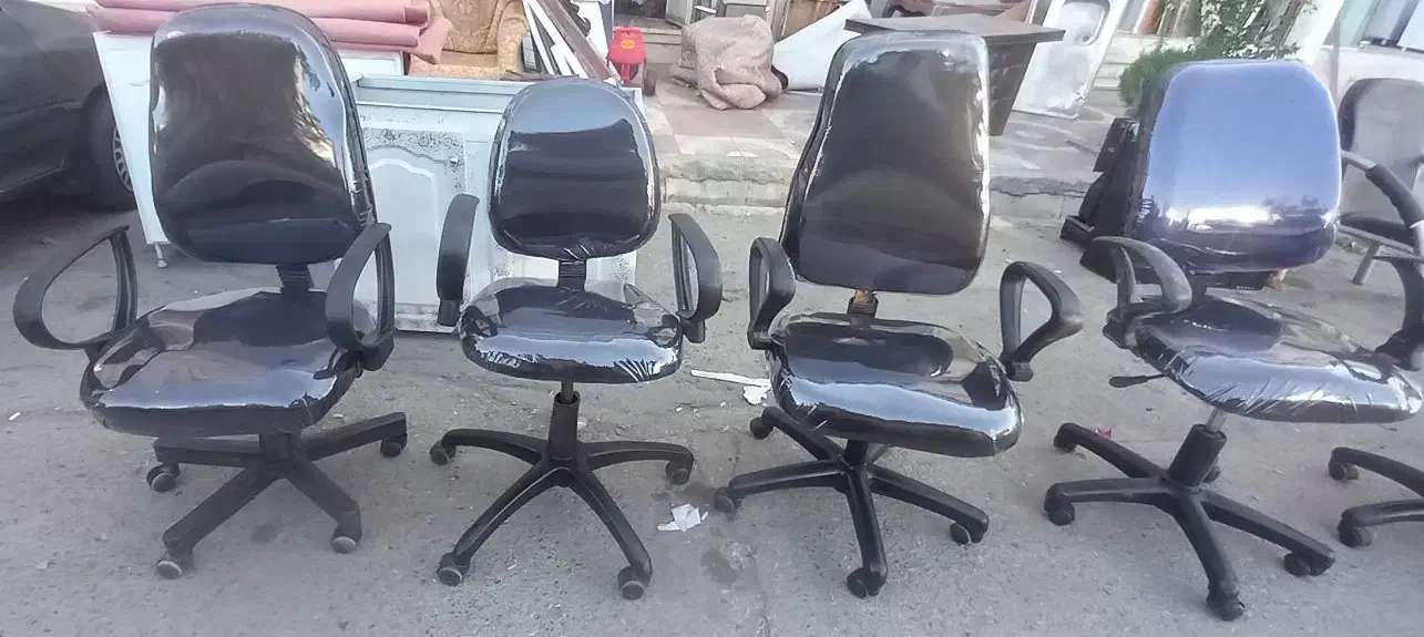 صندلی مدیریت سالم و تمیز|صندلی و نیمکت|تویسرکان, |دیوار