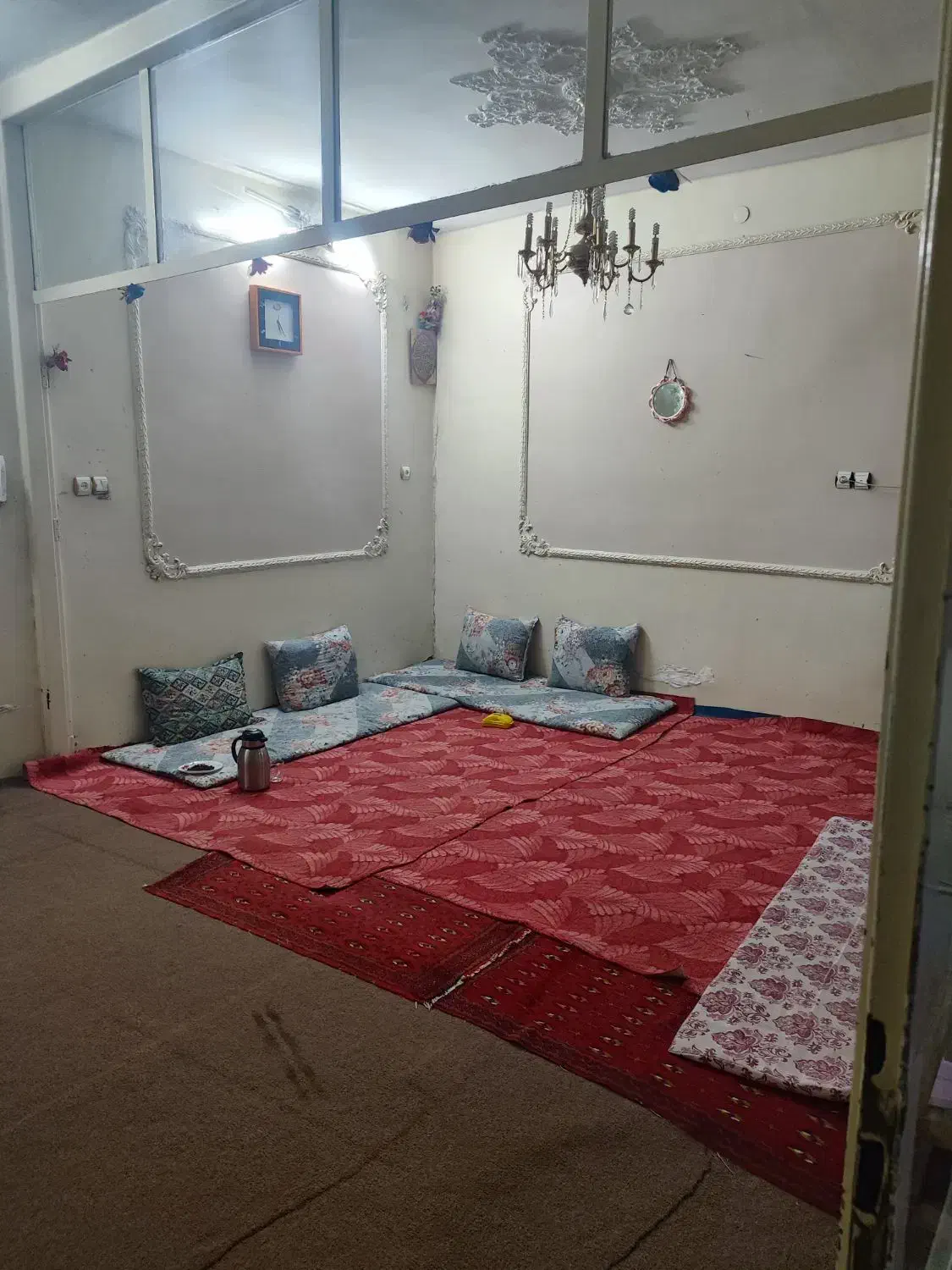 رهن خانه حیاط دربست در هفده شهریور (۱۰۴)|اجارهٔ خانه و ویلا|تهران, بیسیم|دیوار