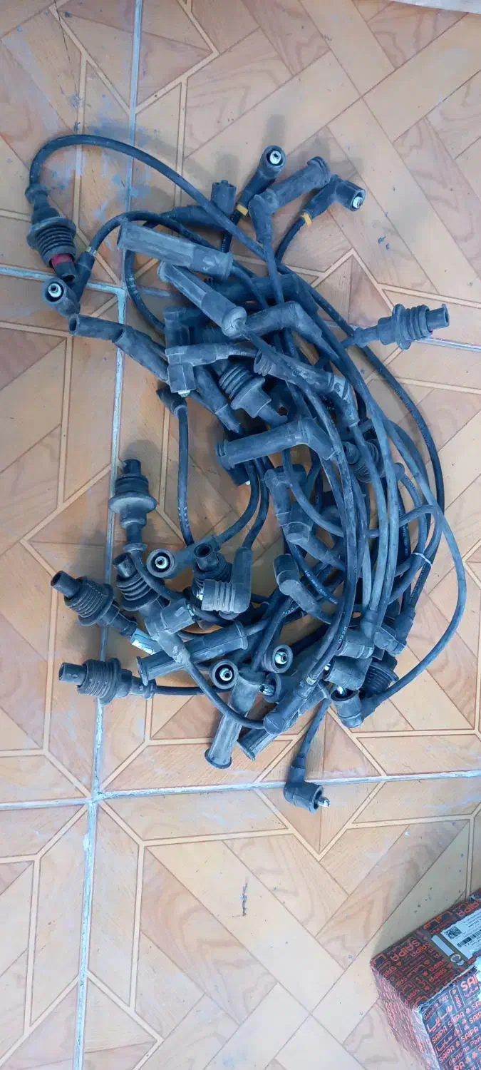 تعدادی لوازم خودرو دست دوم|قطعات یدکی و لوازم جانبی|سیرجان, |دیوار