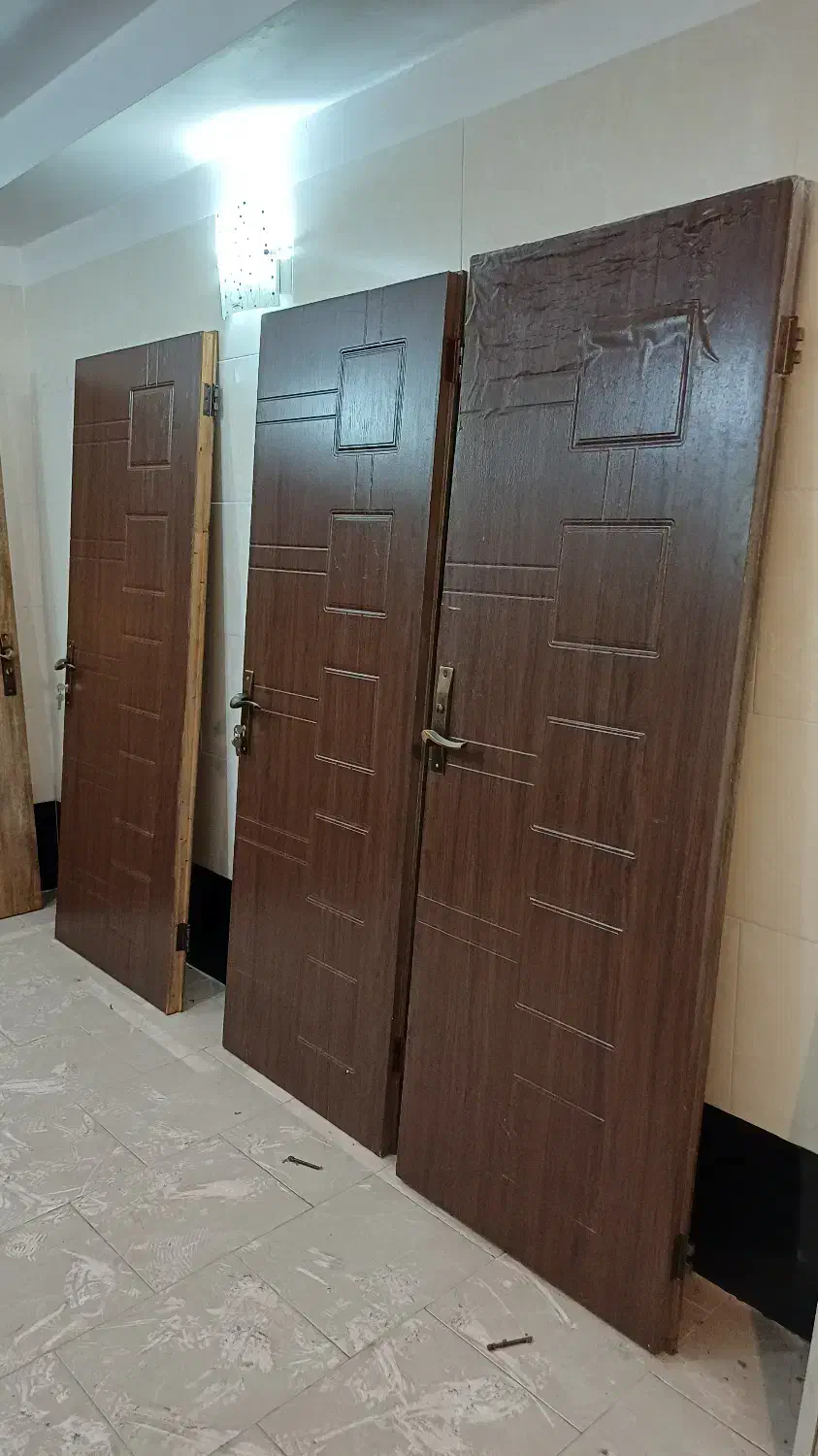 درب چوبی داخل منزل|مصالح و تجهیزات ساختمان|ساری, |دیوار