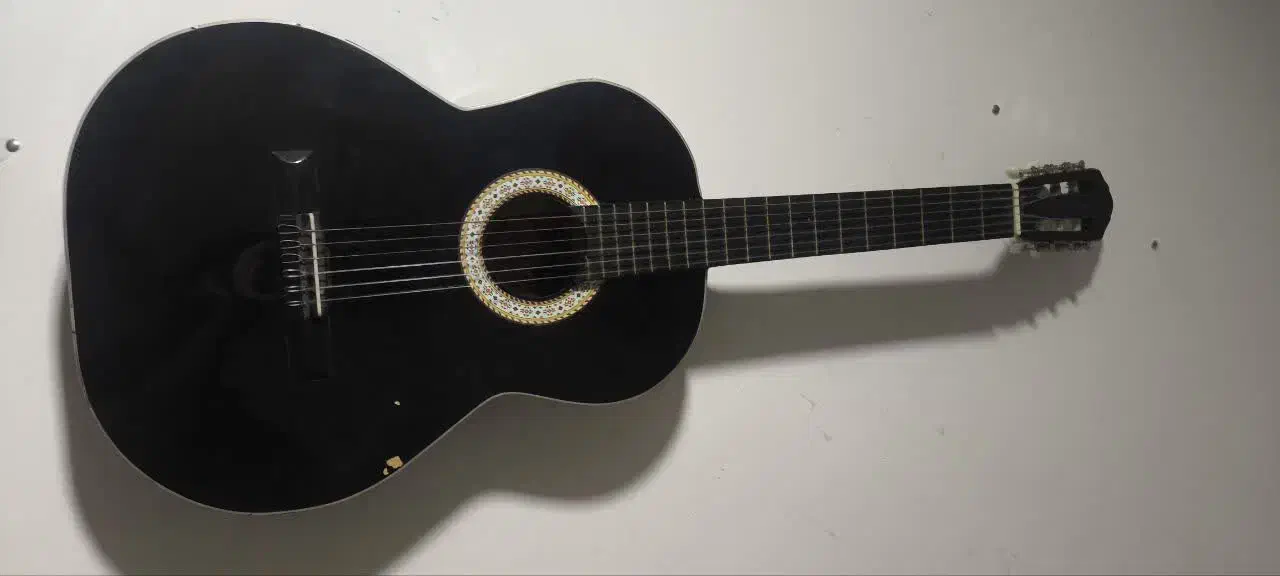 گیتار|گیتار، بیس، امپلیفایر|گناباد, |دیوار