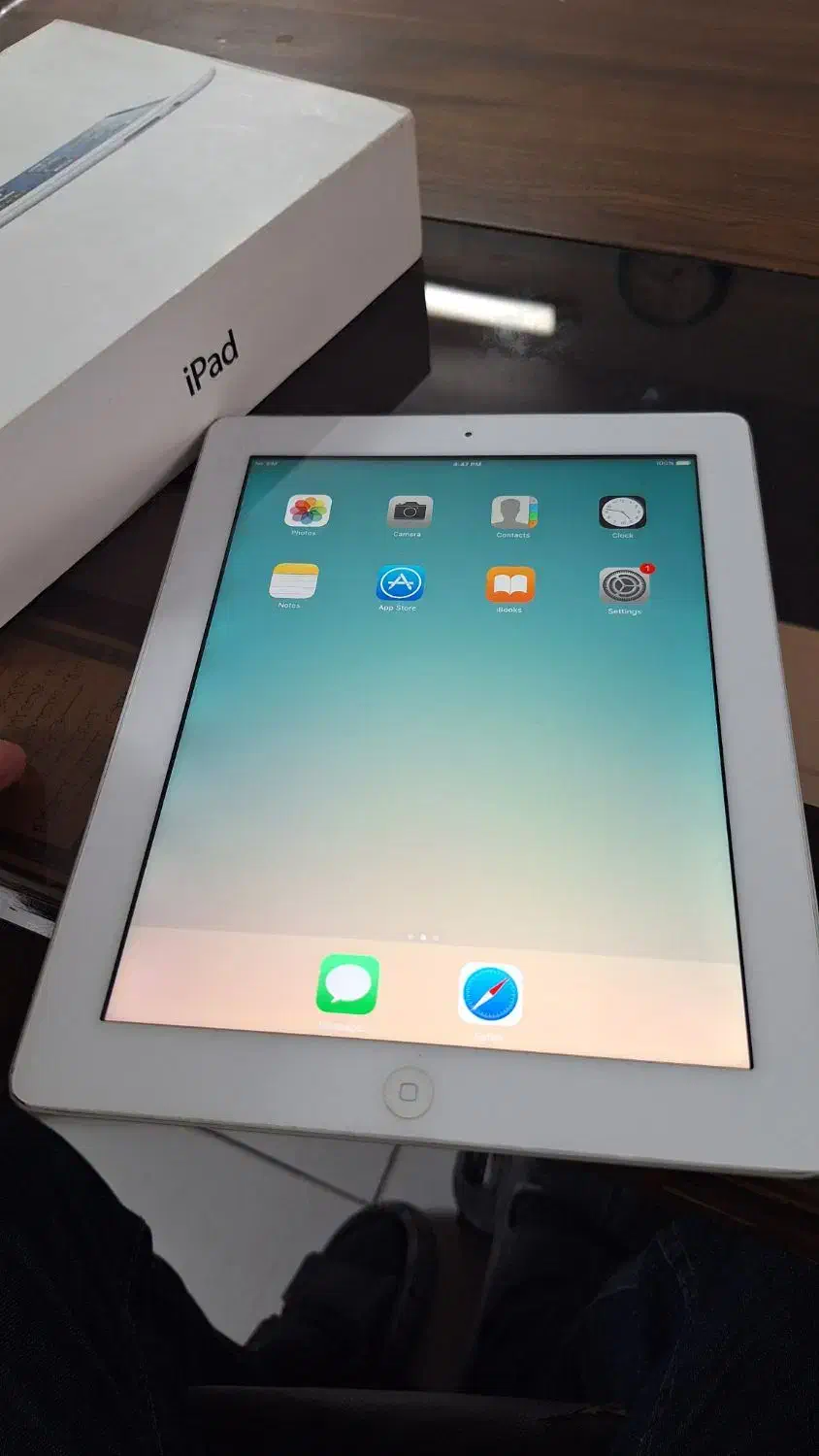 iPad 4 4g|تبلت|تهران, فلسطین (میدان انقلاب)|دیوار