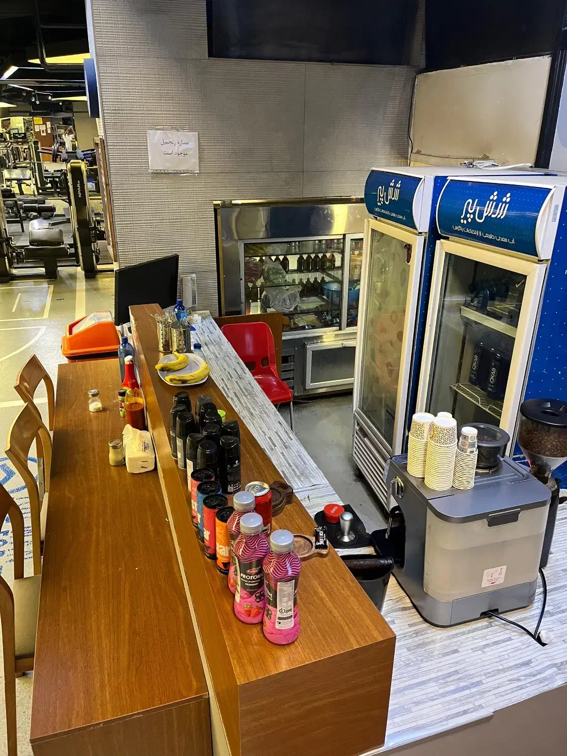 اجاره بوفه باشگاه بدنسازی اقایان|اجارهٔ مغازه و غرفه|شیراز, نیایش|دیوار