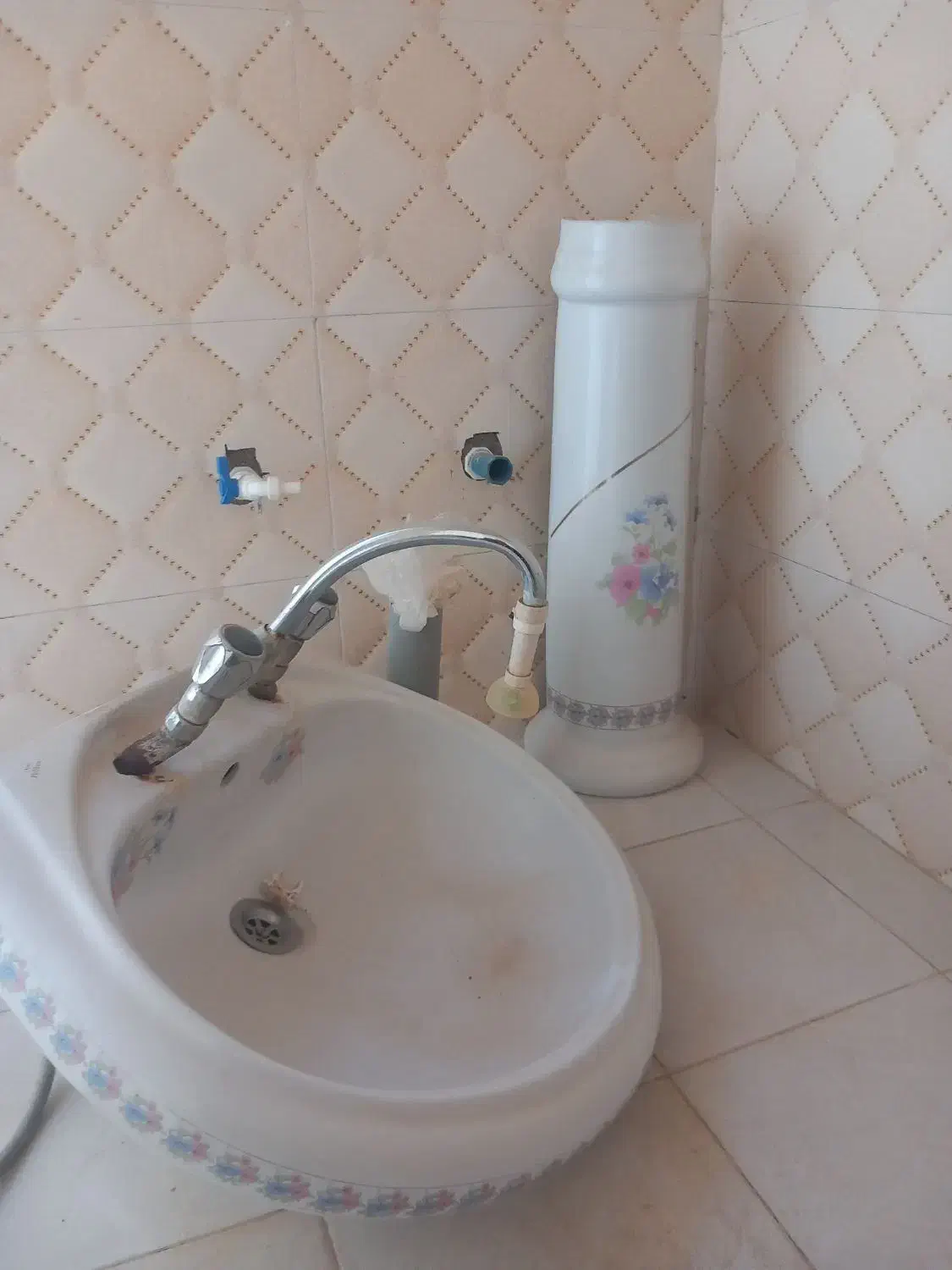 روشویی وشیر|لوازم سرویس بهداشتی|رفسنجان, |دیوار