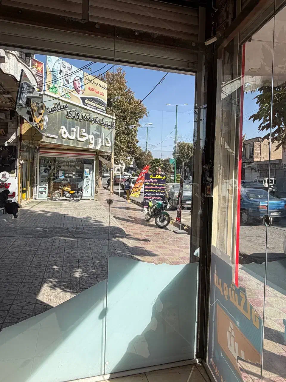 مغازه دونبش میدان شهدا خیابان اصلی قلب بازار|اجارهٔ مغازه و غرفه|کوهدشت, |دیوار