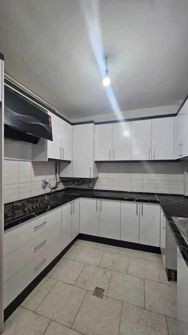 فرصت استثنایی برای خرید واحد فول در خیابان ظفر|فروش آپارتمان|هشتگرد, شهرک صبا سوله|دیوار